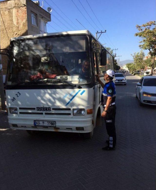 Turgutlu’da Servis Araçları Denetlendi