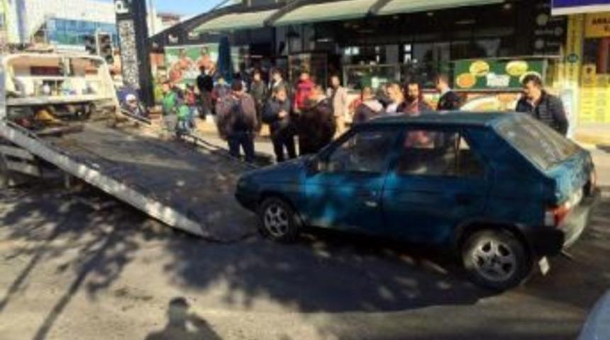 Başkentte &Ccedil;alıntı Ara&ccedil;la Ka&ccedil;an Iki Kişi Polis Tarafından Yakalandı