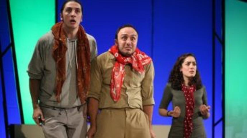 Nil&uuml;fer Kent Tiyatrosu&rsquo;ndan Cambazın Cenazesi