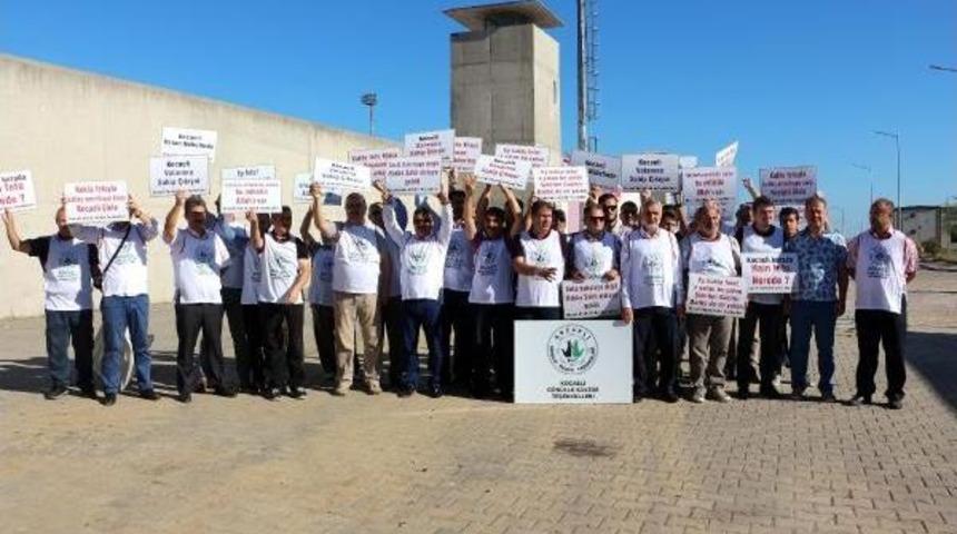 Stk'lar Donanma Davasını Izlemeye Geldi