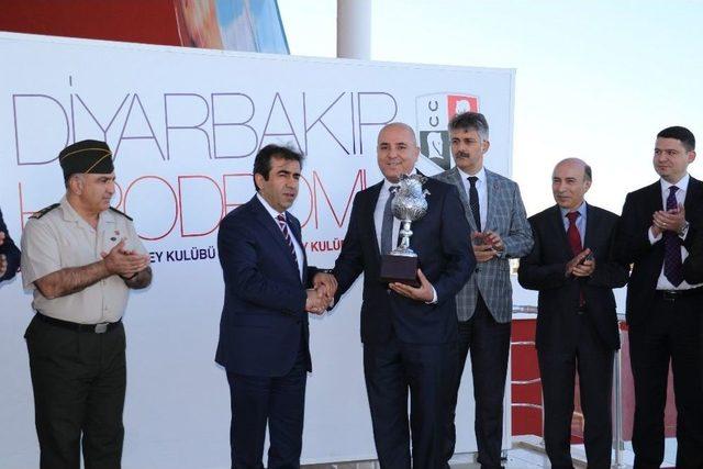 Diyarbakır’da Seyislik Kursunu Bitirenlerin İşi Hazır