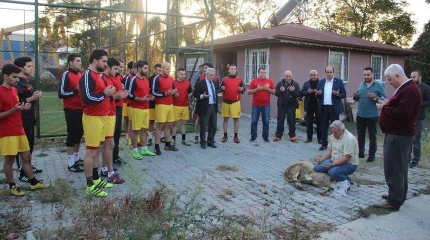 G&uuml;l&uuml;&ccedil; Belediyespor Sezonu Dualarla A&ccedil;tı