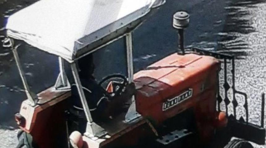 Milas&rsquo;tan &Ccedil;alınan Trakt&ouml;r Kavaklıdere&rsquo;de Bulundu