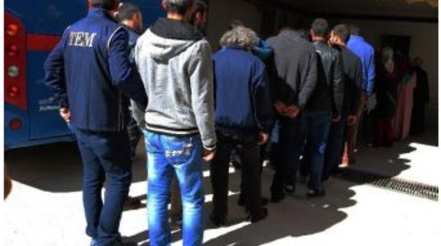 Elazığ&rsquo;daki Fet&ouml; Operasyonunda 6 Ş&uuml;pheli Tutuklandı