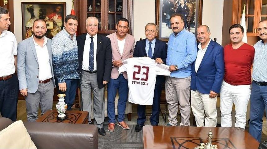 Fethi Sekin İ&ccedil;in Geldiler