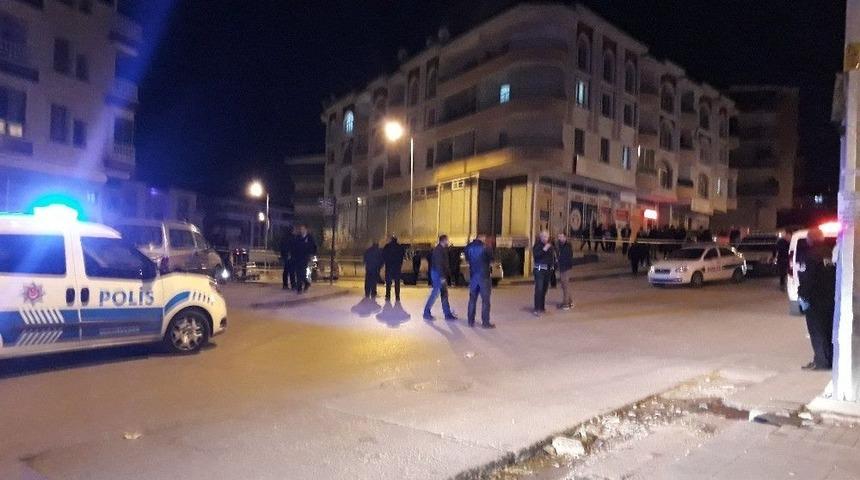 Ankara&rsquo;da Kahvehaneye Silahlı Saldırı: 1 Yaralı