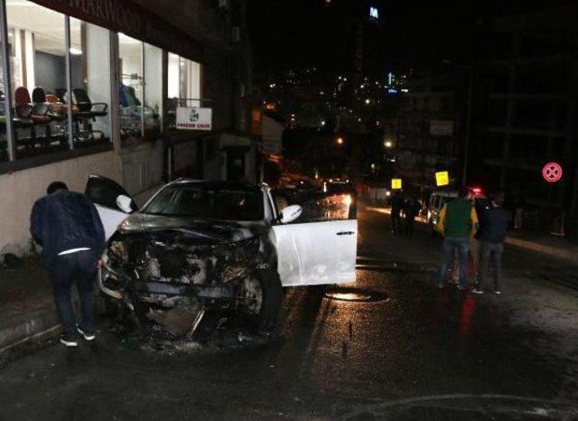 Kağıthane'de, Kundaklanan Cip Söndürülürken 2 Araç Daha Hasar Gördü