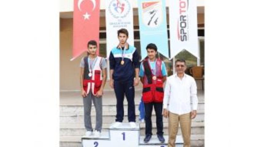 Hedefi 12&rsquo;den Vurdu