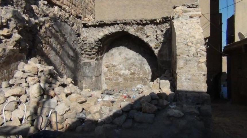 Mardin&rsquo;de Tarihi Yapılar Kaderine Terk Edildi