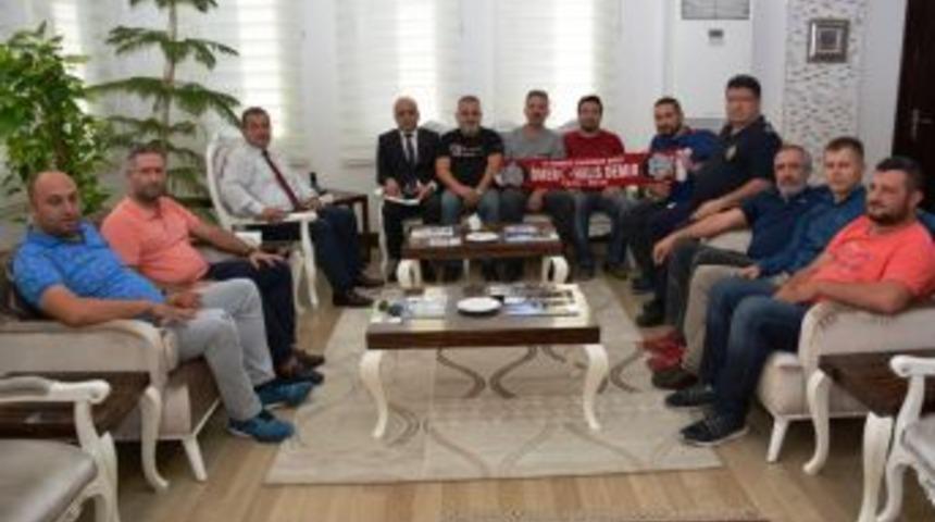 Antalyaspor Taraftar Gruplarından Uzunkaya&rsquo;ya Ziyaret