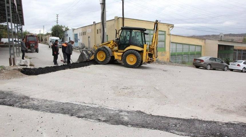 Sungurlu Belediyesi&rsquo;nde Yol Mesaisi