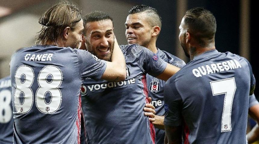 Beşiktaş&rsquo;tan T&uuml;rk Futbol Tarihinde Bir İlk