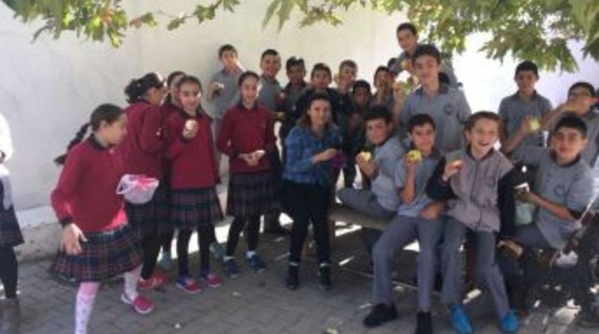 (&ouml;zel Haber) Kırkağa&ccedil;&rsquo;ta &Ouml;ğrenciler Sağlıklı Besleniyor