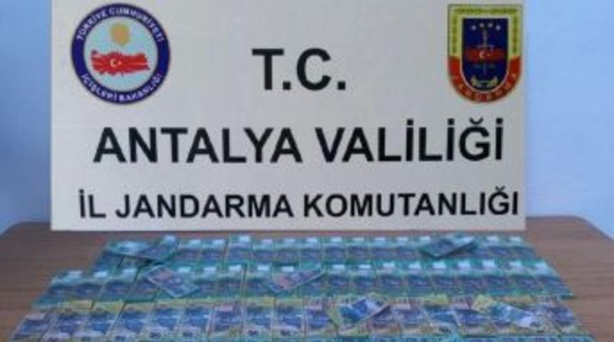 Antalya&rsquo;da Sahte Avusturya Doları Operasyonu