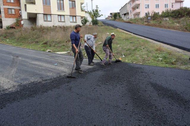 Serdivan’da 110 Farklı Noktaya Sıcak Asfalt