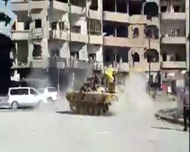 Telabyad da Ağır Silahlarla Rakka Kutlaması Yapıldı 3