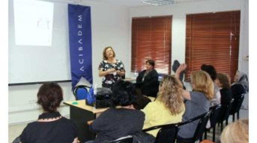 Menopoz Ve Depresyon Anlatıldı