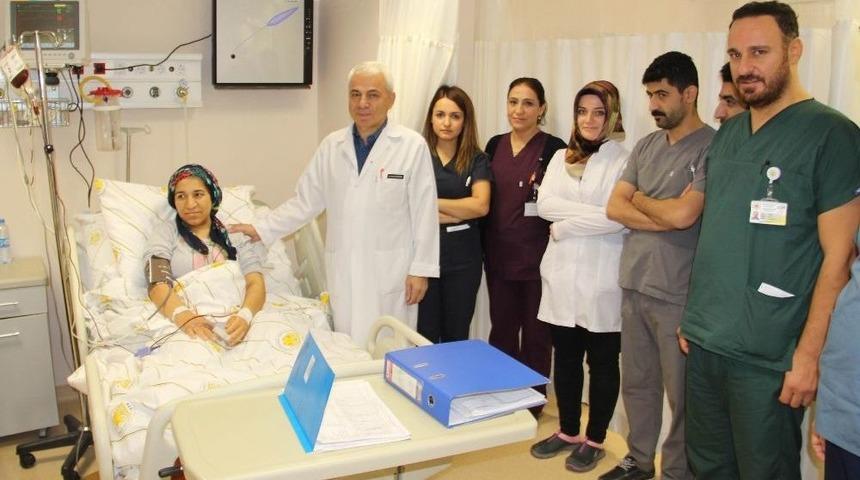 Askeri Helikopter Sayesinde 5 &Ccedil;ocuk Annesi Kadının Hayatı Kurtarıldı