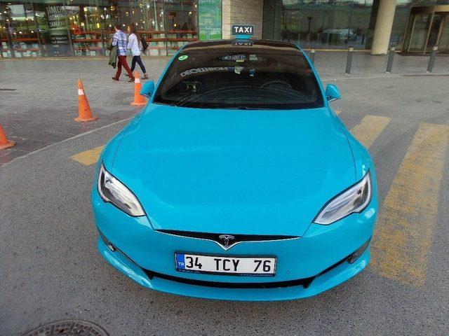 İstanbullular ’turkuaz Taksi’ye Yoğun İlgi Gösteriyor 1