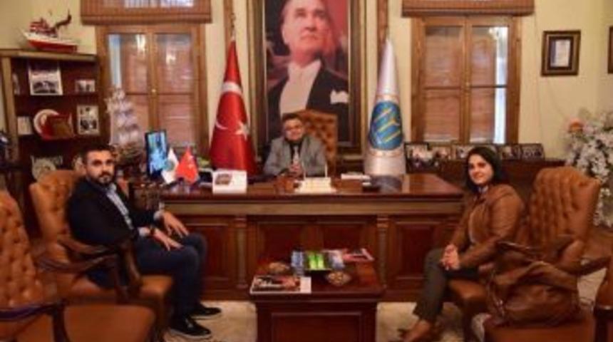 Ak Parti Kadın Kolları Ve Gen&ccedil;lik Kolları&rsquo;ndan Başkan Yağcı&rsquo;ya Ziyaret