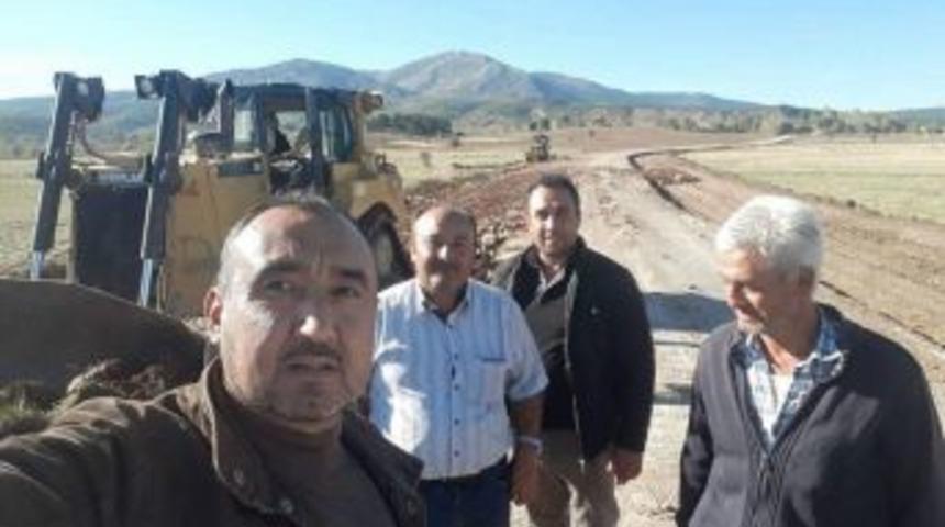 &Ccedil;avdarhisar&rsquo;da Yol Ve K&ouml;pr&uuml; &Ccedil;alışmaları