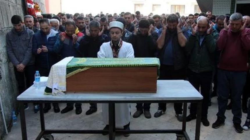 Nefes Borusuna Ka&ccedil;an Elma, Minik&nbsp;Alparslan'ın &Ouml;l&uuml;m&uuml;ne Neden Oldu (2)