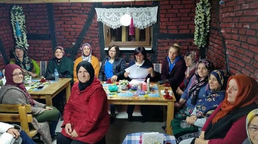 Ak&ccedil;akoca Tarihi Mahalle Pazar Esnafı Dernek Kurdu