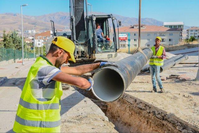 Maski Altyapı Çalışmalarına Devam Ediyor