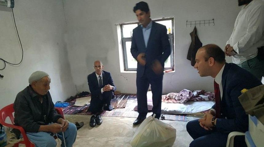 Kaymakam Vatandaşların Ayağına Giderek Sorunları Dinliyor