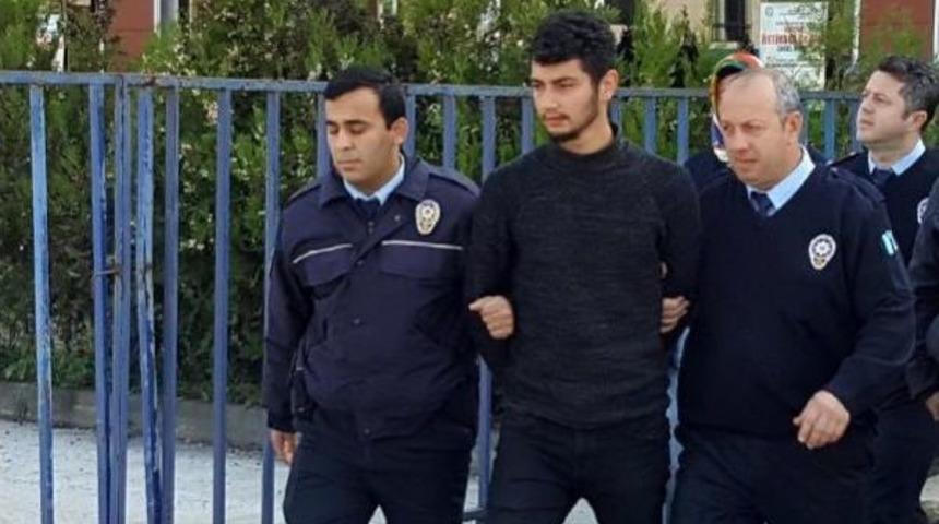 Polise Kafa Atan Taksi Şof&ouml;r&uuml; Tutuklandı