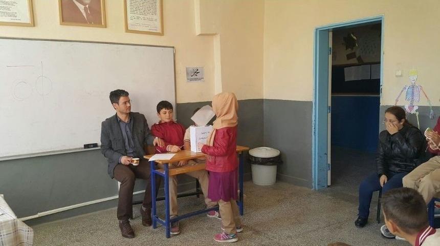 Balya İho&rsquo;da Demokrasi Sandığı Kuruldu