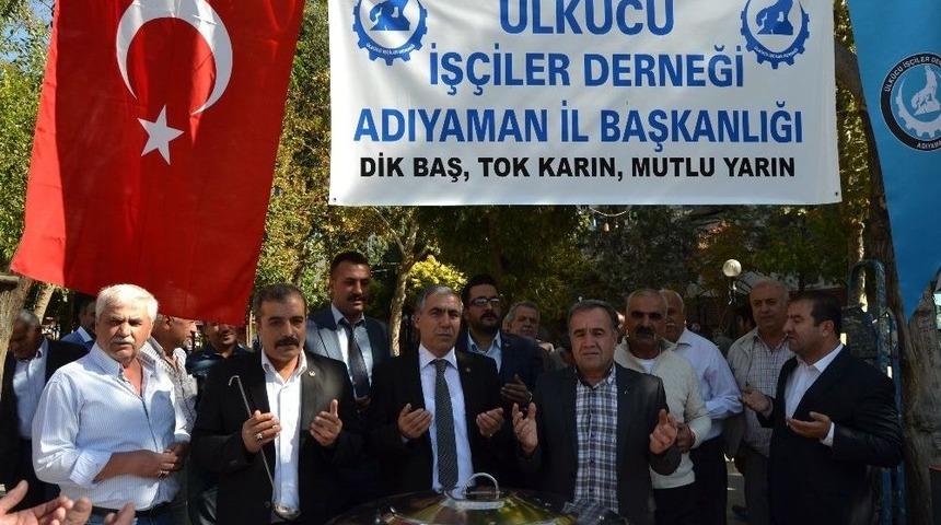 &Uuml;lk&uuml;c&uuml; İş&ccedil;iler Derneği Aşure Dağıttı