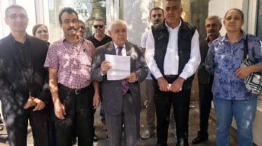 Chp&rsquo;den 75 Kişi Toplu İstifa Etti