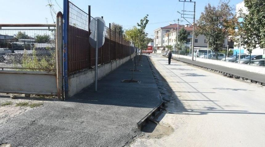 Kaldırım Ve Asfalt Çalışmaları Devam Ediyor