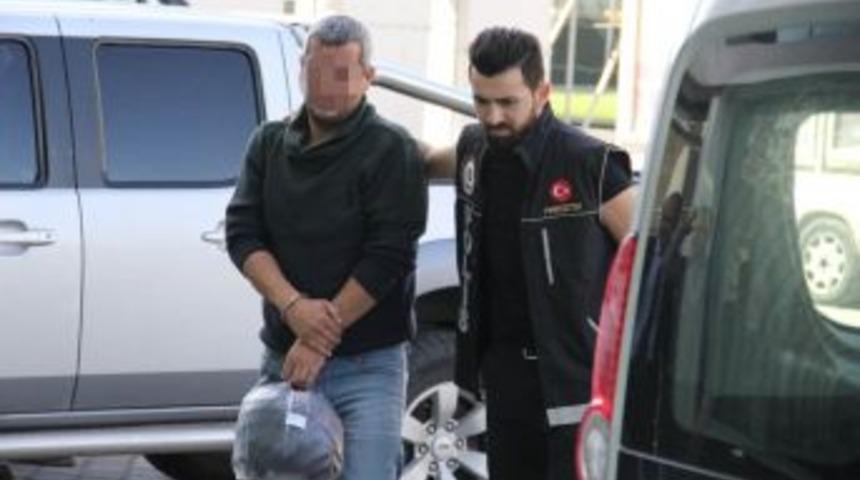 Bekar Evinde Uyuşturucu Ticaretine G&ouml;zaltı