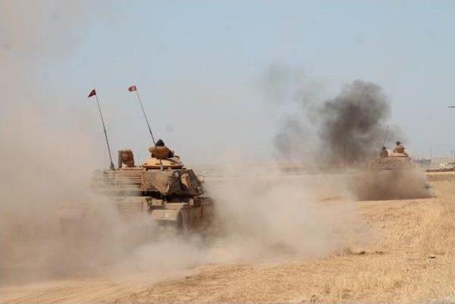 Habur&rsquo;Daki Tatbikatta Askerlerden Zırhlı Ara&ccedil;lı Taarruz 2