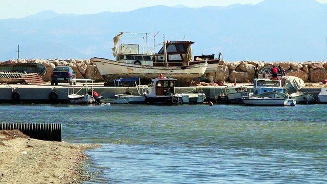 Edremit’te Yarım Kalan Liman Projesi, Balıkçıları Kızdırdı