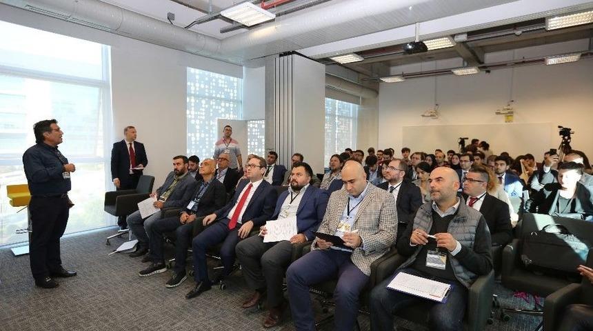 Başakşehir Living Lab Girişimcilik &Ouml;d&uuml;lleri Sahiplerini Buldu