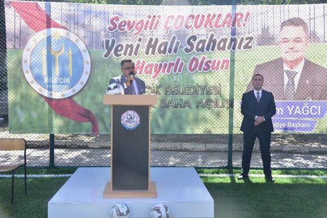 Bilecik&rsquo;teki 8&rsquo;inci Sentetik Saha &Ouml;ğrencilerinin Hizmetine Sunuldu 2