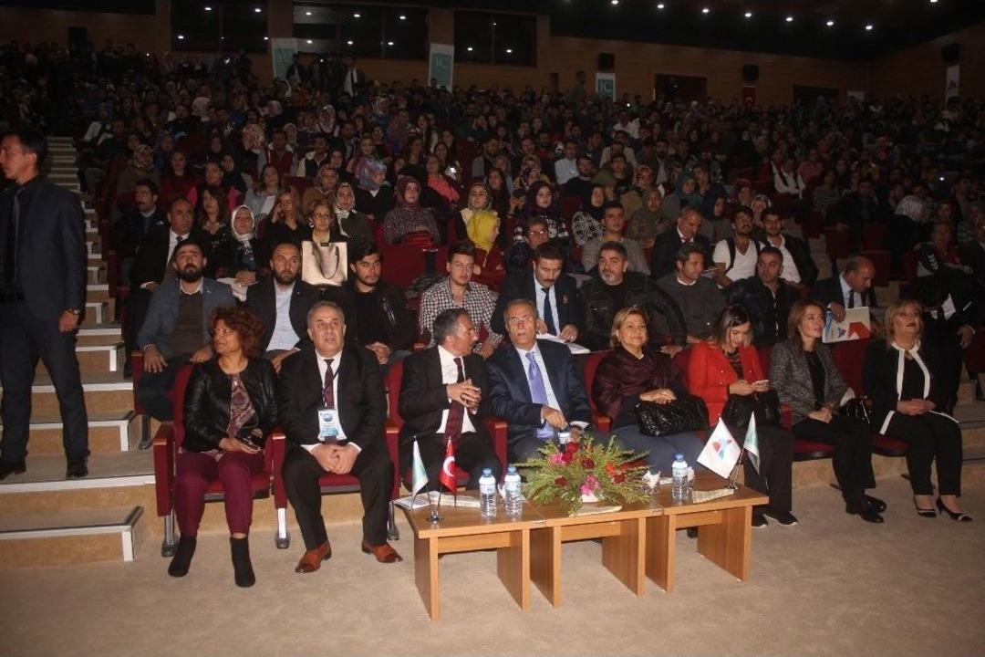 İbrahim &Ccedil;e&ccedil;en: "eğitim İ&ccedil;in T&uuml;m İmkanlarımızla Seferber Olacağız"