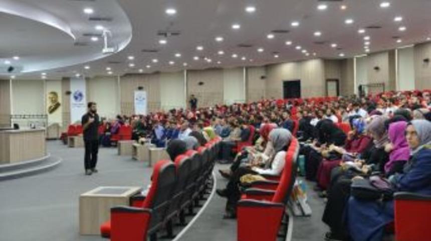 Saü’de “yeniden Diriliş Yolunda Ümmet Coğrafyası” İsimli Etkinlik Düzenlendi