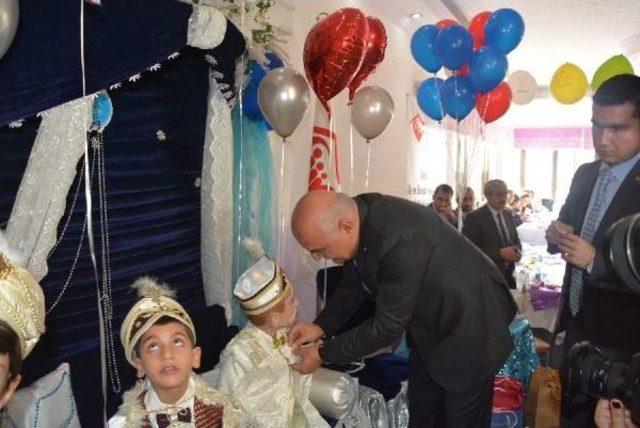 Engelli Çocuklara Sünnet Düğünü