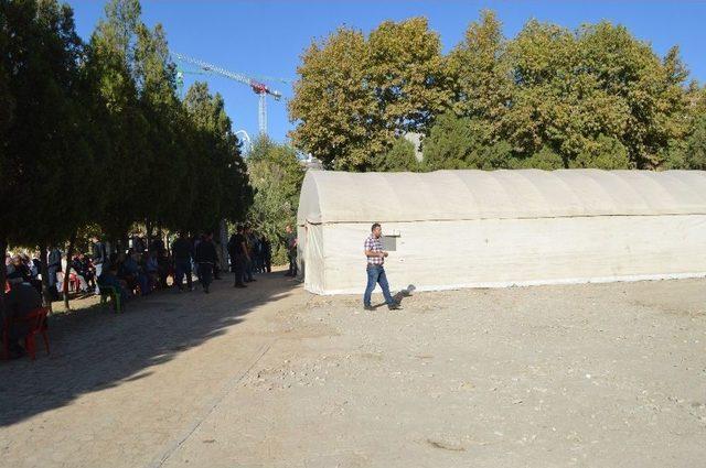 Maden İş&ccedil;ileri İ&ccedil;in Taziye Kuruldu 3