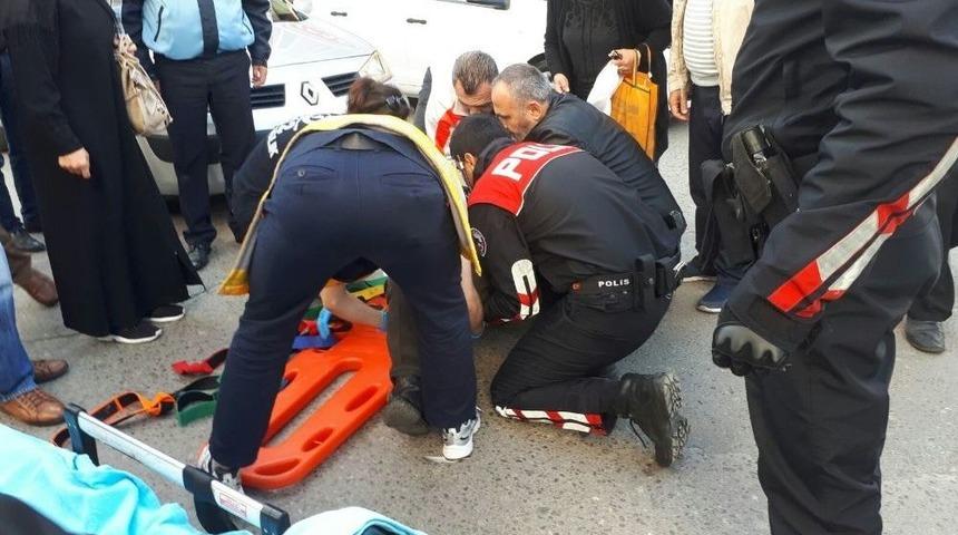 Zonguldak&rsquo;ta Otomobil Yayaya &Ccedil;arptı: 1 Yaralı
