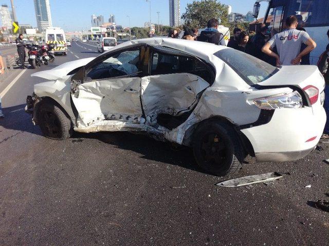 Şişli E-5 Karayolu&rsquo;nda Zincirleme Kaza : 2 Yaralı 1