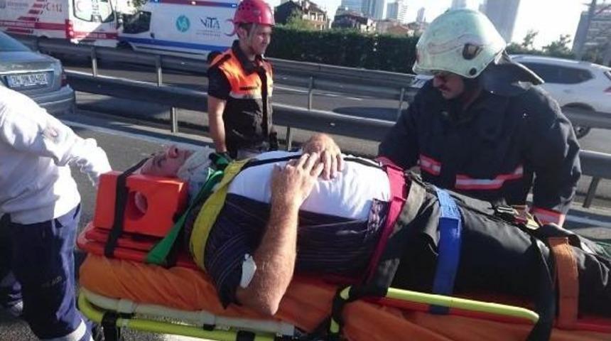  D-100'de Kaza; Trafik Durma Noktasına Geldi (2)