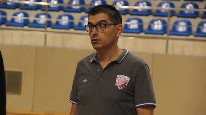 İspanyol Koçtan Taraftara Çağrı