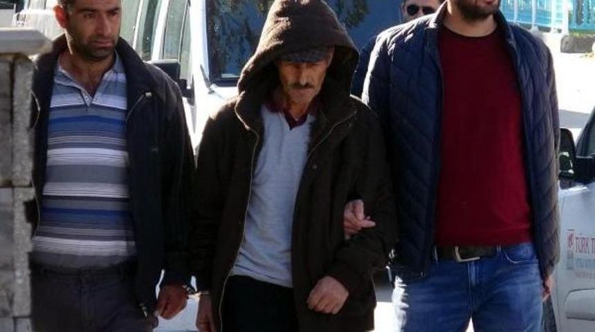 Tarihi Hamamın Kurşun Levhalarını &Ccedil;alanlar Serbest Bırakıldı