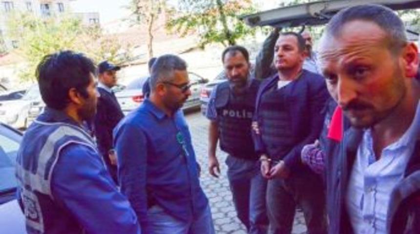 Tartıştığı Emlak&ccedil;ıyı Vuran M&uuml;teahhit Tutuklandı