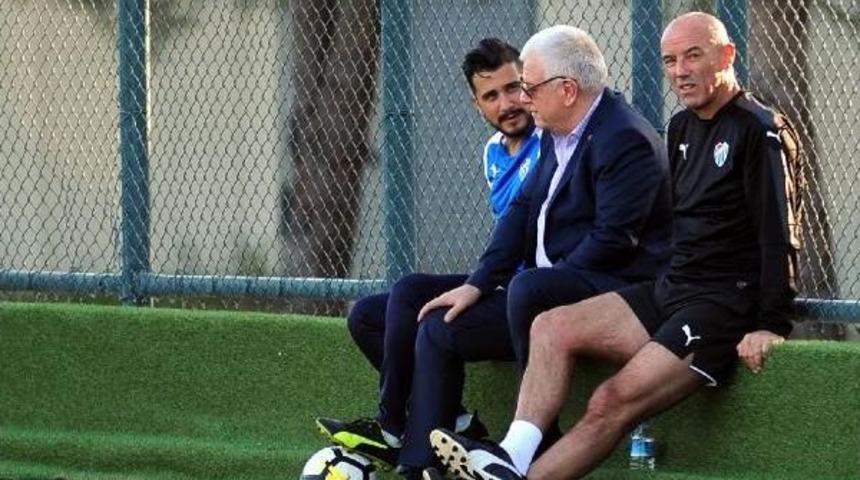 Bursaspor'da Başkan Ali Ay'dan Takıma Yakın Takip